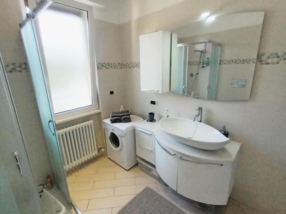 Appartamento Con Stupenda Vista Mare Zona Bristol Rapallo Eksteriør bilde