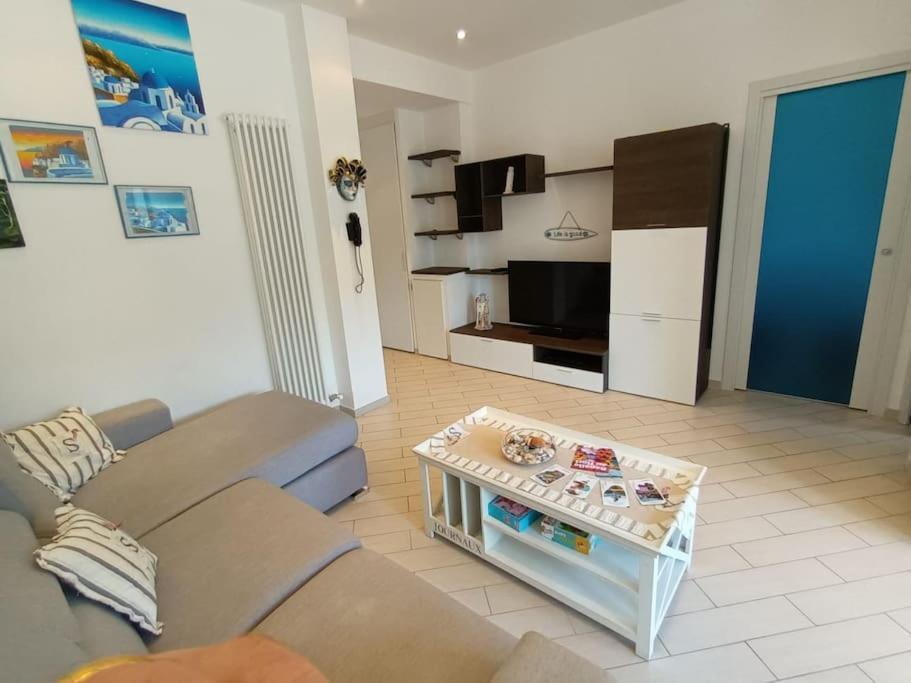 Appartamento Con Stupenda Vista Mare Zona Bristol Rapallo Eksteriør bilde
